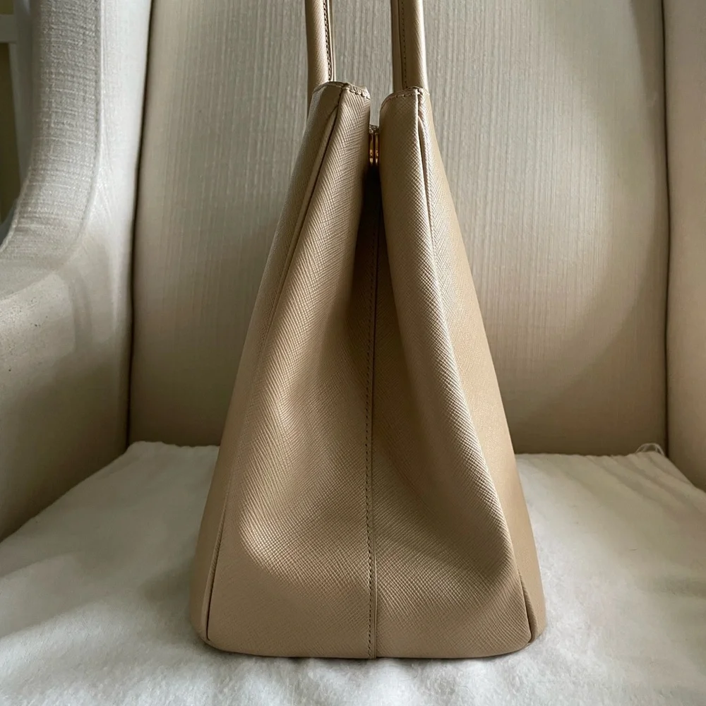 PRADA - Saffiano Large Galleria Double Zip Tote in Beige - Picture 13 of 16